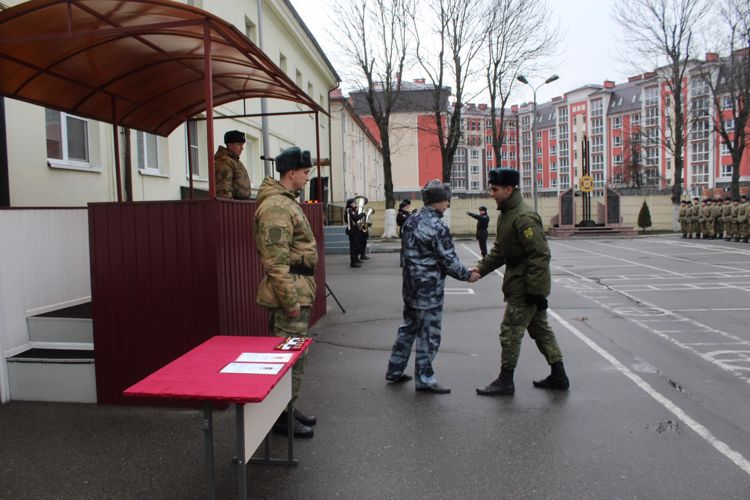 В специальном моторизованном полку прошел праздничный митинг посвященный Дню защитника Отечества