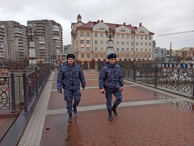 В Калининграде наряд вневедомственной охраны задержал гражданина, повредившего чужое имущество 