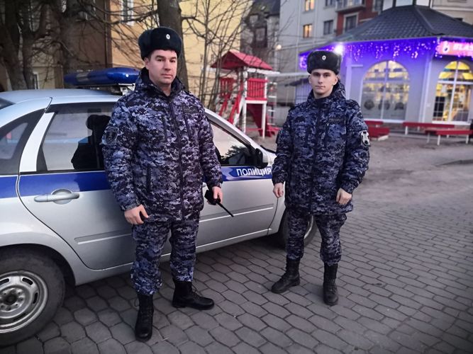 В Калининграде сотрудники Росгвардии задержали мужчину за кражу продуктов питания 