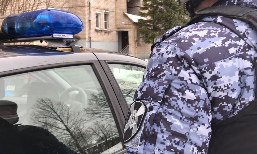 В Калининграде сотрудники вневедомственной охраны задержали гражданку, подозреваемую в нанесении телесных повреждений 
