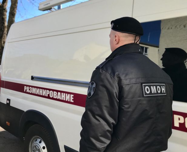 В Калининградской области взрывотехники ОМОН Росгвардии обследовали боеприпас времен Великой Отечественной войны