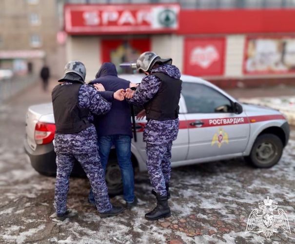 В Калининградской области сотрудники Росгвардии задержали гражданина, объявленного в федеральный розыск