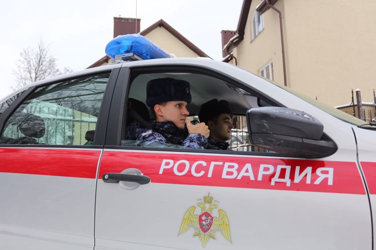 Росгвардия всегда на страже имущества калининградцев