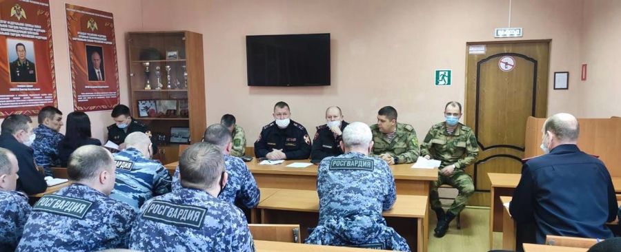 В Калининграде состоялся час вопросов и ответов для личного состава отдела вневедомственной охраны территориального Управления Росгвардии