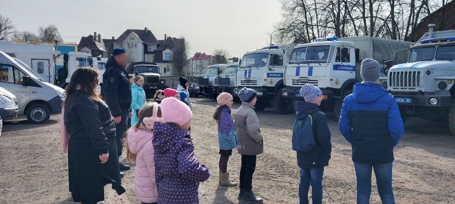 Дети военнослужащих Росгвардии побывали в музее боевой славы спецназа
