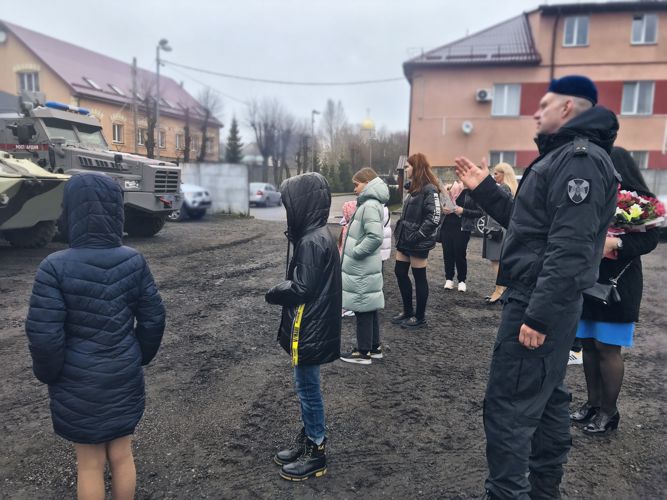 Начальник Управления Росгвардии по Калининградской области наградил победителей конкурса детского рисунка «Моя Росгвардия»
