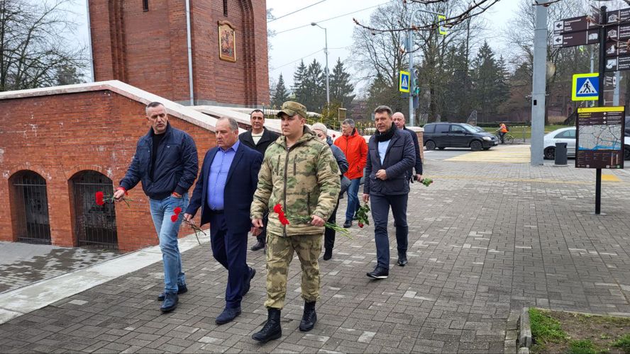 Ветераны и офицеры Управления Росгвардии по Калининградской области приняли участие в памятном мероприятии