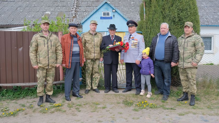 Акция Росгвардии «Парад идет к ветерану» прошла в Калининграде (видео)