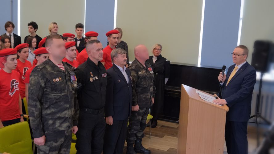 Сотрудники и военнослужащие Росгвардии провели мероприятия, приуроченные ко Дню Героев Отечества в Калининградской области