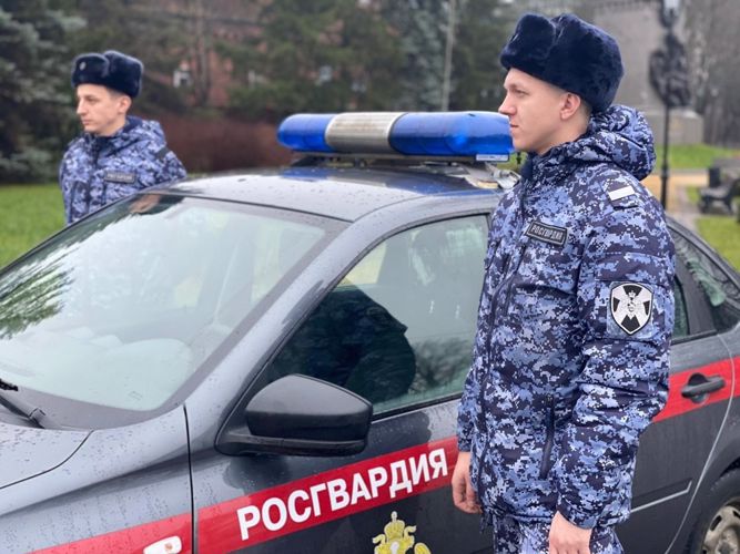 В Балтийске сотрудники Росгвардии задержали мужчину, который нанес ущерб чужой собственности 