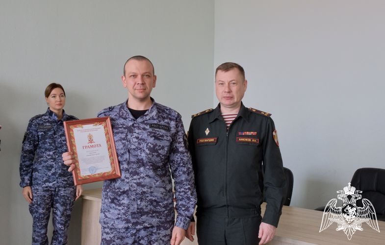 Руководство Росгвардии поздравило калининградских сотрудников подразделений государственного контроля и лицензионно-разрешительной работы с профессиональным праздником
