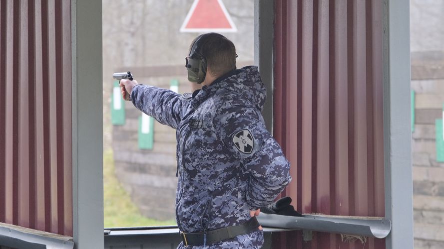 В Калининграде прошел чемпионат по стрельбе среди сотрудников и военнослужащих территориального Управления Росгвардии