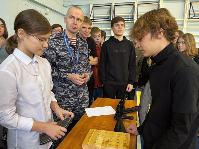 Росгвардейцы провели для школьников спортивные мероприятия в Калининграде