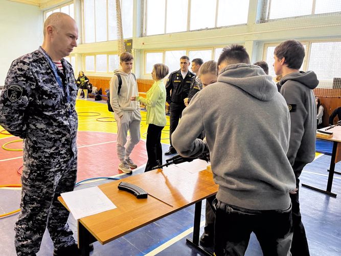 Росгвардейцы провели для школьников спортивные мероприятия в Калининграде