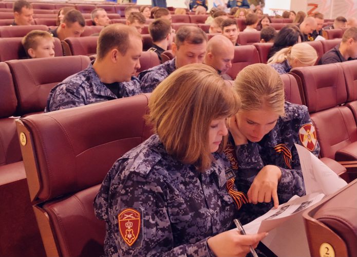 Калининградские росгвардейцы присоединились к Всероссийской патриотической акции «Диктант Победы»