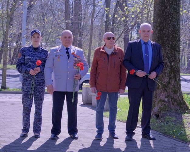 В Калининграде росгвардейцы встретились с участником ликвидации аварии на Чернобыльской АЭС