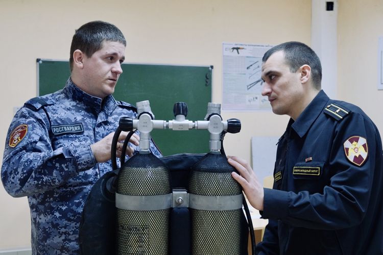 Сотрудники Северо-Западного округа Росгвардии подтвердили присвоенные водолазные квалификации в Калининграде           