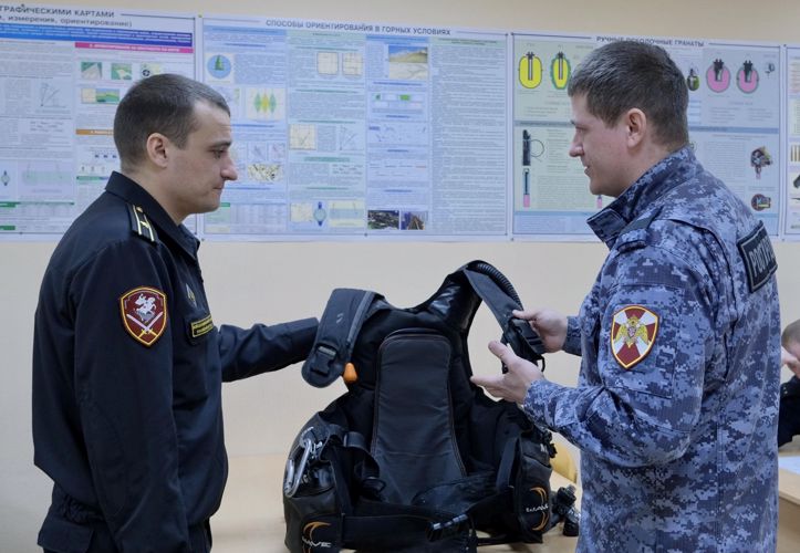 Сотрудники Северо-Западного округа Росгвардии подтвердили присвоенные водолазные квалификации в Калининграде           