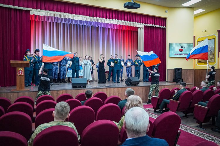 Росгвардеец из Калининграда стал победителем смотра-конкурса «Солдаты антитеррора», который прошел в Санкт-Петербурге