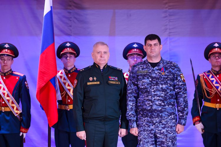 В Калининграде отметили 80-ю годовщину специального моторизованного полка Росгвардии