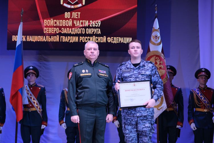 В Калининграде отметили 80-ю годовщину специального моторизованного полка Росгвардии