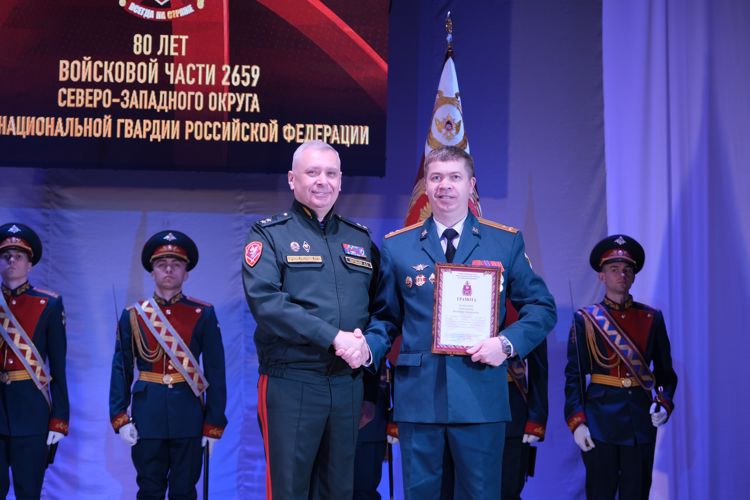 В Калининграде отметили 80-ю годовщину специального моторизованного полка Росгвардии
