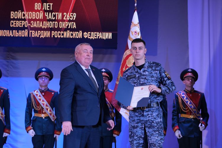 В Калининграде отметили 80-ю годовщину специального моторизованного полка Росгвардии