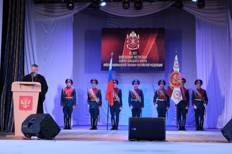 В Калининграде отметили 80-ю годовщину специального моторизованного полка Росгвардии