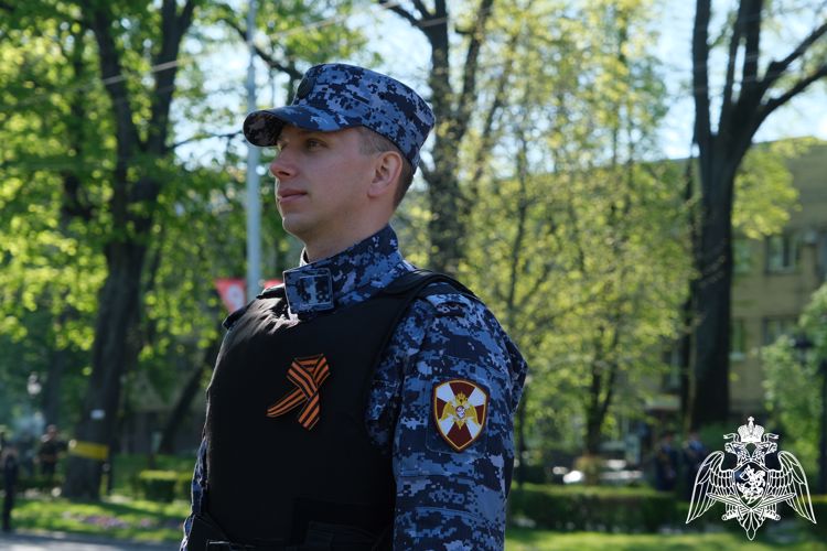 В Калининграде росгвардейцы обеспечивают безопасность при проведении праздничных мероприятий в День Победы