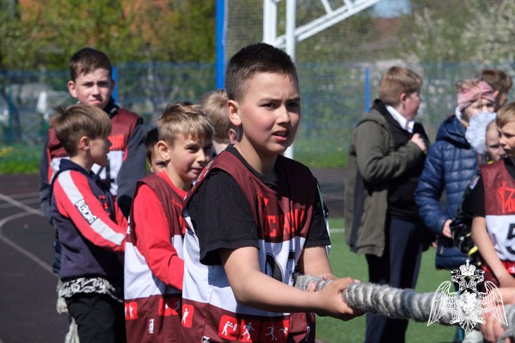 Росгвардейцы организовали для учеников подшефных классов   «День спорта» в городе Мамоново