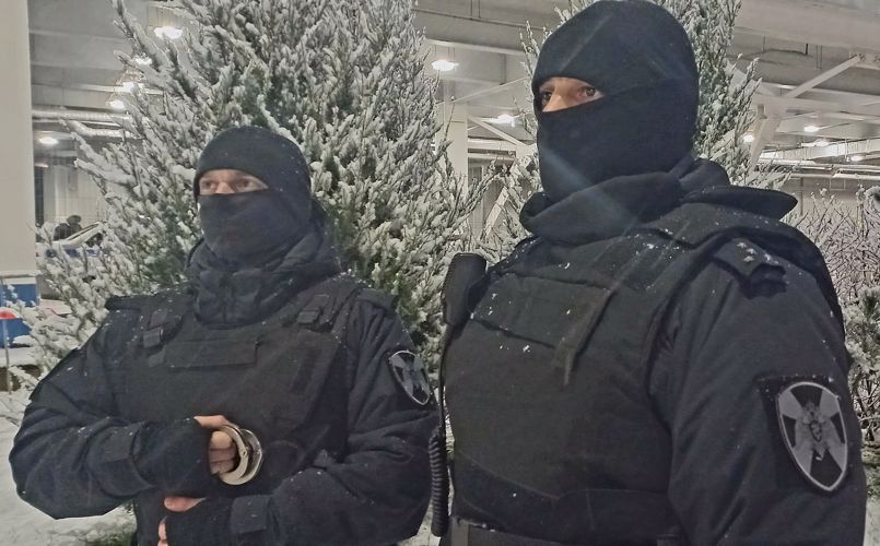 Росгвардейцы обеспечили безопасность матча РПЛ в Калининграде