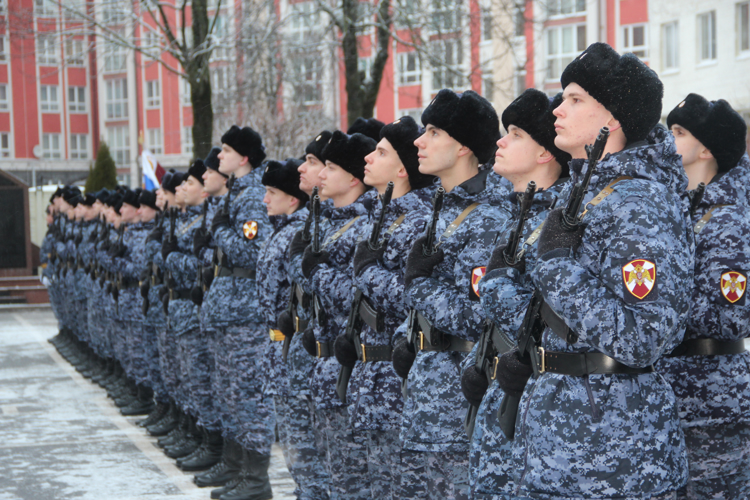 Более 40 калининградцев стали военнослужащими полка Росгвардии