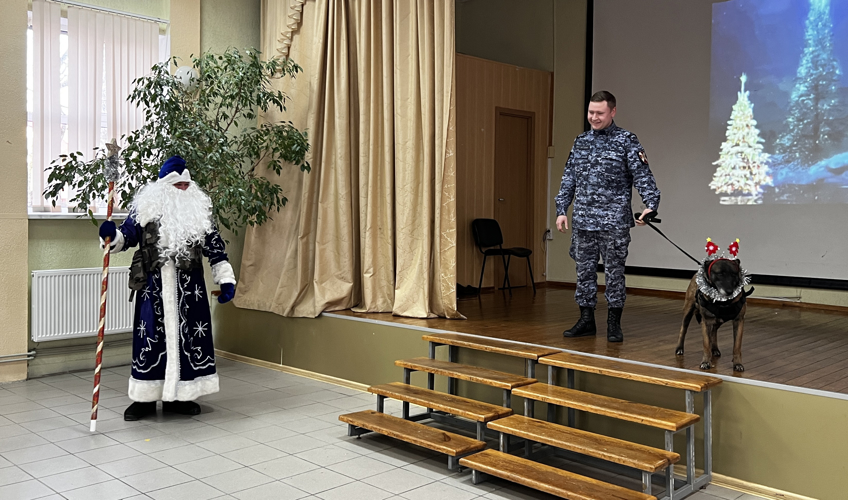 Дед Мороз специального назначения прибыл в Калининград