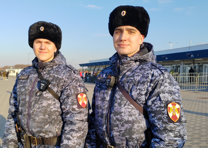 Росгвардейцы совместно с полицейскими обеспечили безопасность футбольного матча РПЛ в Калининграде