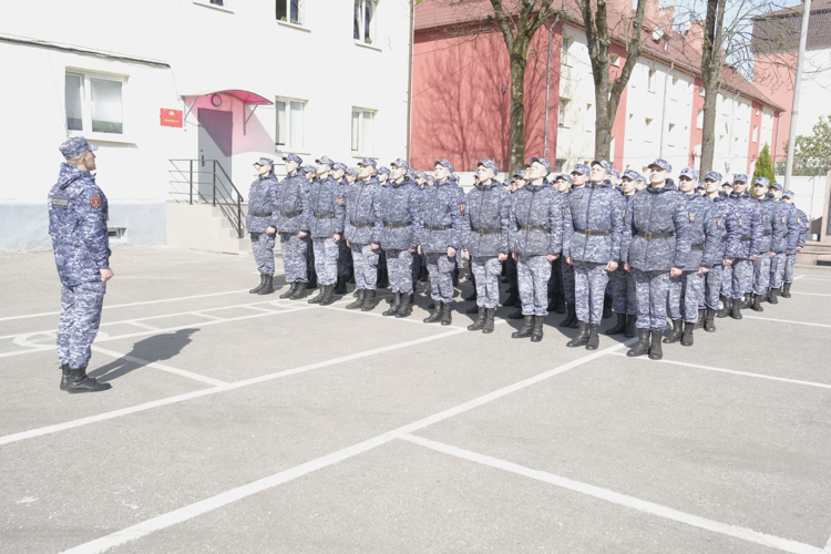 В Калининграде росгвардейцы приступили к подготовке к Параду Победы 