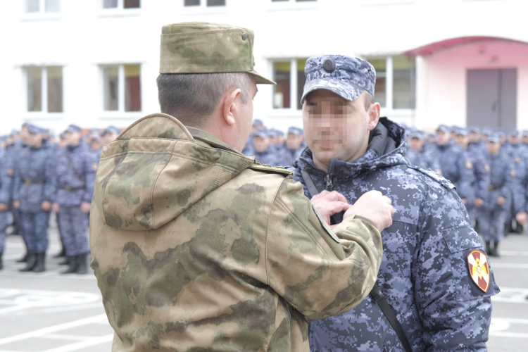 В Калининграде личному составу специального моторизованного полка Северо-Западного округа Росгвардии представлен новый командир