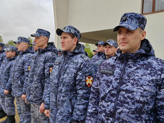 В Калининграде росгвардейцы выступили в роли жюри на муниципальном этапе игры «Зарница 2.0»