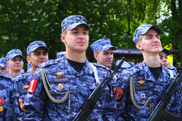 В Калининграде росгвардейцы приняли участие в генеральной репетиции Парада Победы