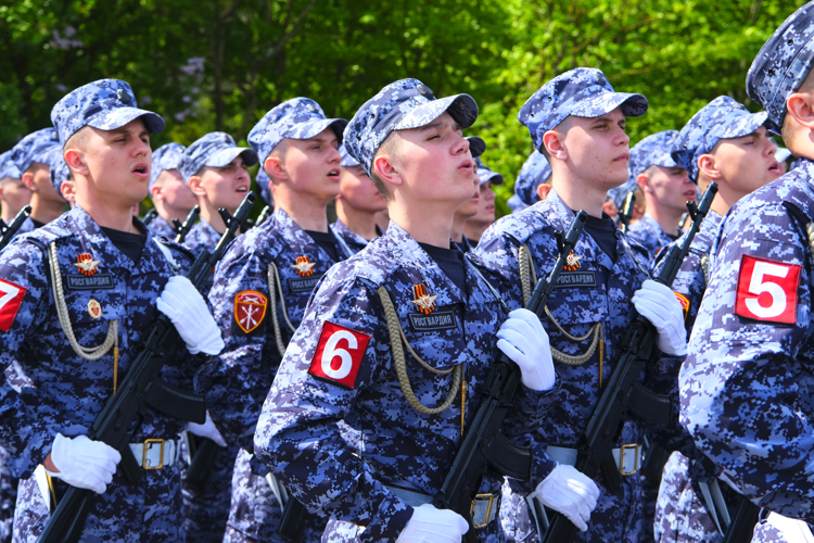 В Калининграде росгвардейцы приняли участие в генеральной репетиции Парада Победы