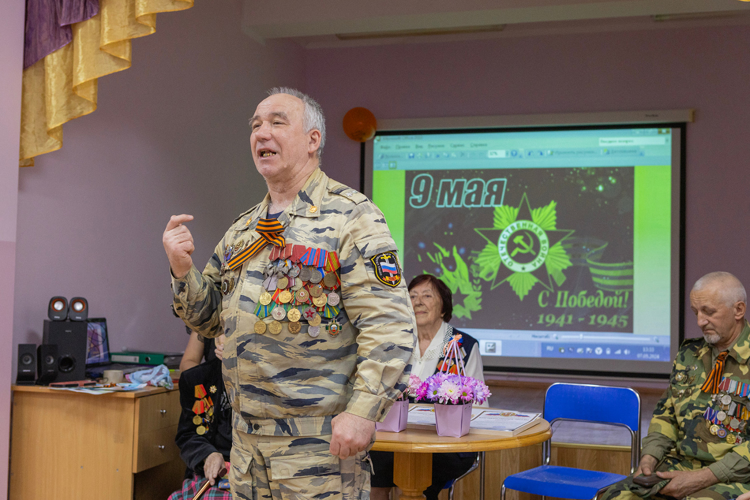 Росгвардецы провели урок Мужества для школьников из города Мамоново