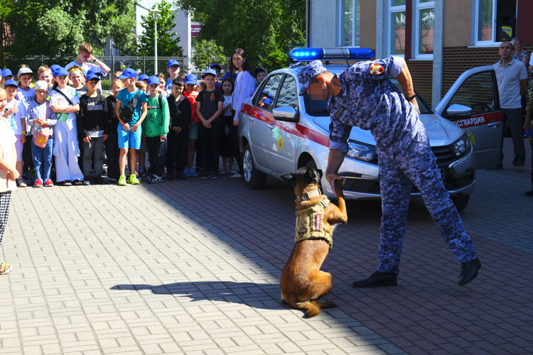 «Каникулы с Росгвардией» продолжаются в Калининградской области