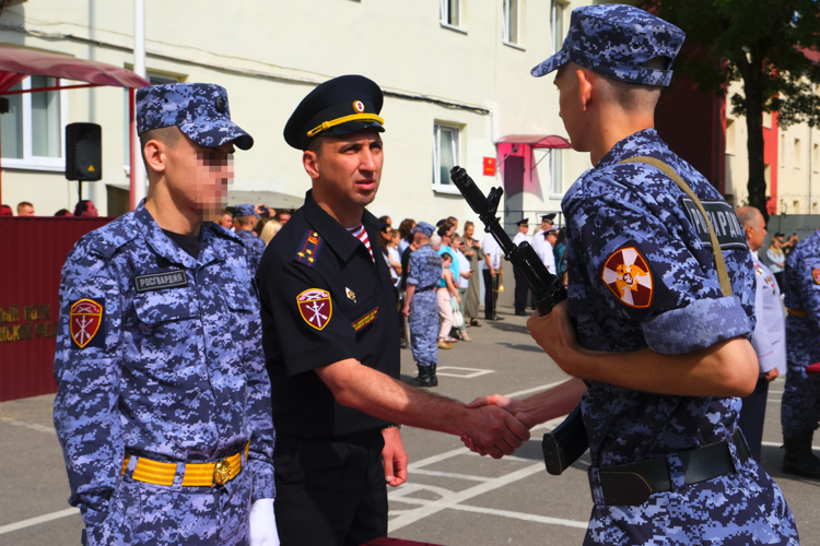 В Калининграде  новобранцы полка Росгвардии приняли Военную присягу