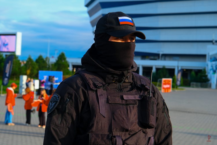 В Калининграде росгвардейцы обеспечили безопасность футбольного матча Первой лиги 