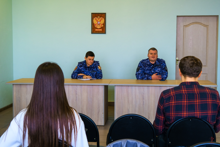 В Калининграде состоялась пресс-конференция начальника Центра лицензионно-разрешительной работы  регионального Управления Росгвардии