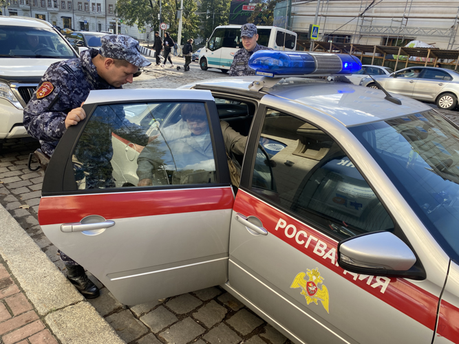 В Калининграде росгвардейцы помогли потерявшейся 88–летней  женщине вернуться домой