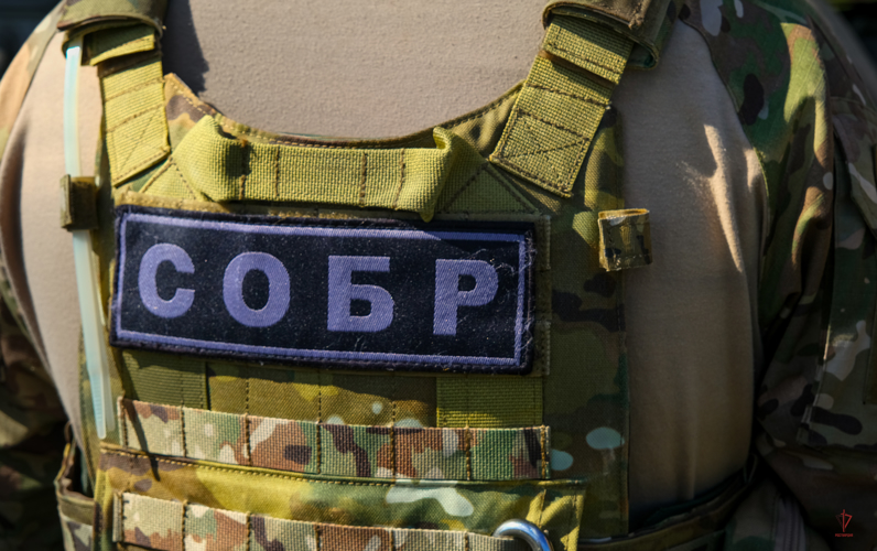 В Калининграде при силовой поддержке СОБР «Викинг» Росгвардии задержаны подозреваемые в убийстве (видео) 	