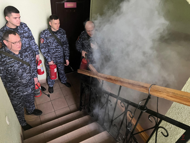 Росгвардия и МЧС провели совместные учения в Калининграде (видео)