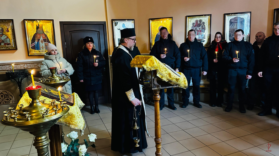 Калининградские росгвардейцы почтили память Виктора Гакуна,  павшего в бою 30 лет назад (видео)