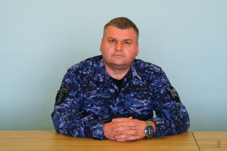 В эфире программы «Право знать» на «Радио России. Калининград» выступил начальник ЦЛРР Управления Росгвардии по Калининградской области (аудио)