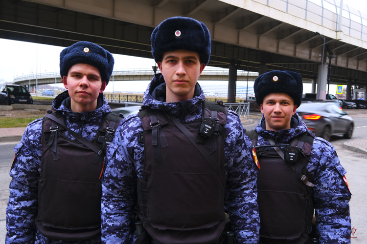 В Калининграде росгвардейцы обеспечили безопасность футбольного матча 22-го тура Первой лиги